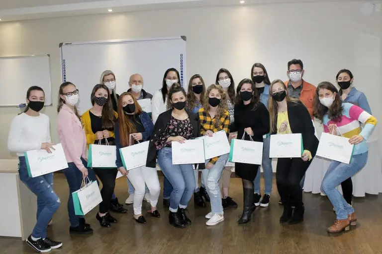 System recebe visita técnica de acadêmicos da IDEAU