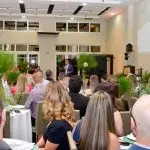 System realiza festa em comemoração aos seus 35 anos